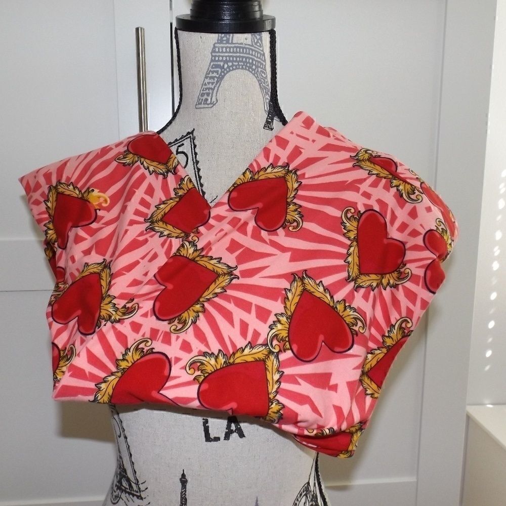 NWOT LulaRoe Valentine's Heart Leggings Red TC